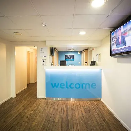 Travelodge 3* Cork