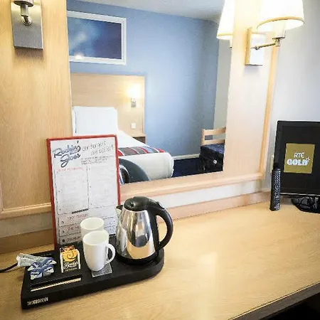 Hotel Travelodge 3*