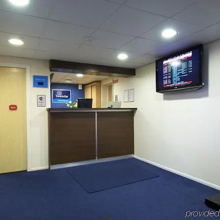 Travelodge מלון 3*