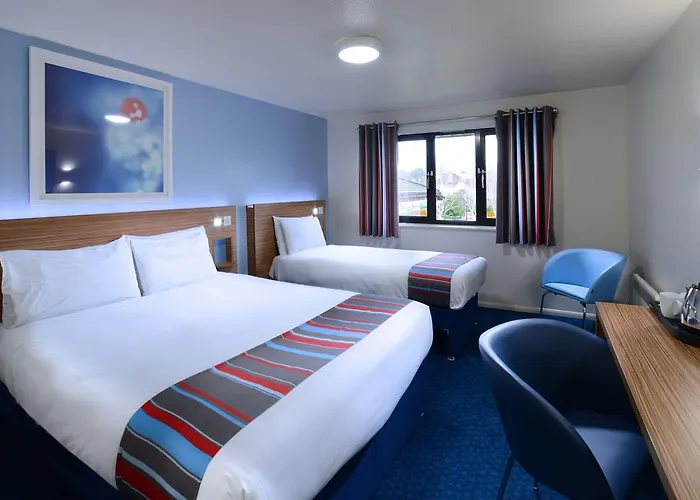 Travelodge 3*