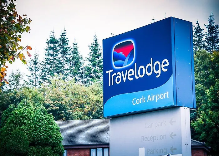 Travelodge 3* Cork