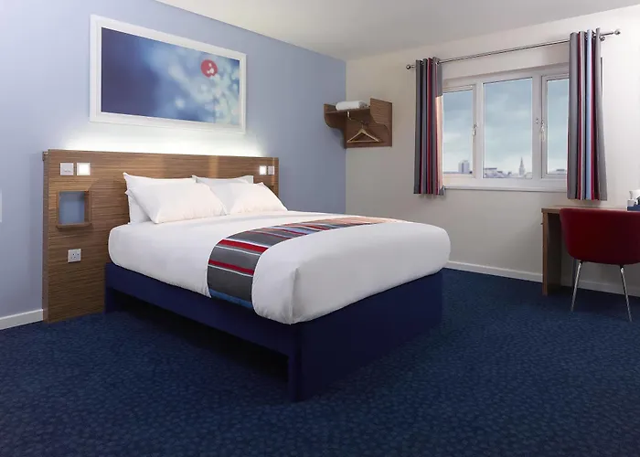 Travelodge Hotel 3*